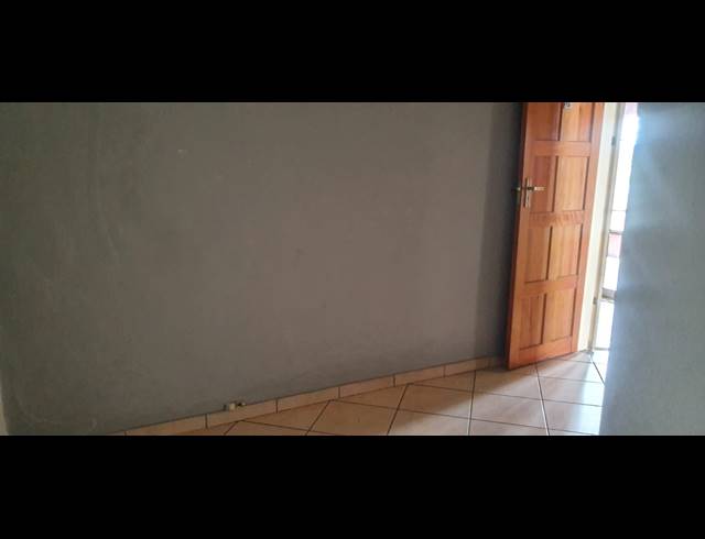 123M² OFFICE FOR SALE IN SONHEUWEL